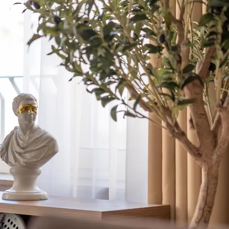 Apartment 3br Family-friendly Sea View In *