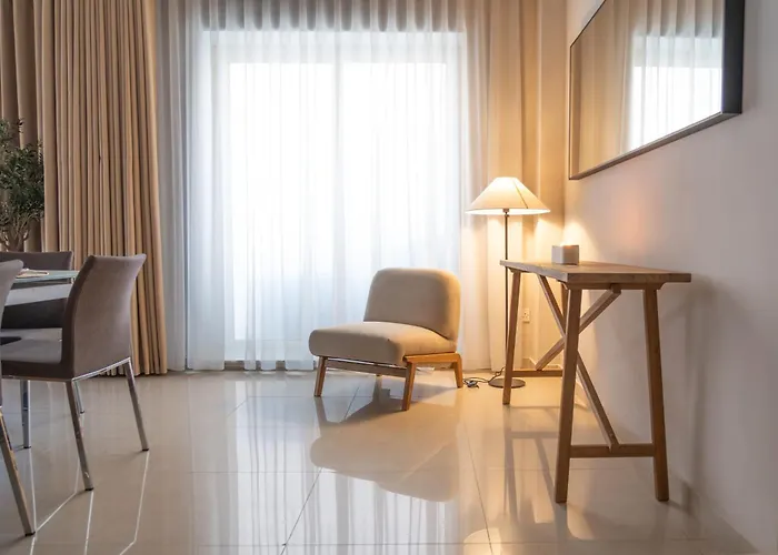 3br Family-friendly Sea View In Sliema