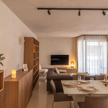 3br Family-friendly Sea View In Sliema