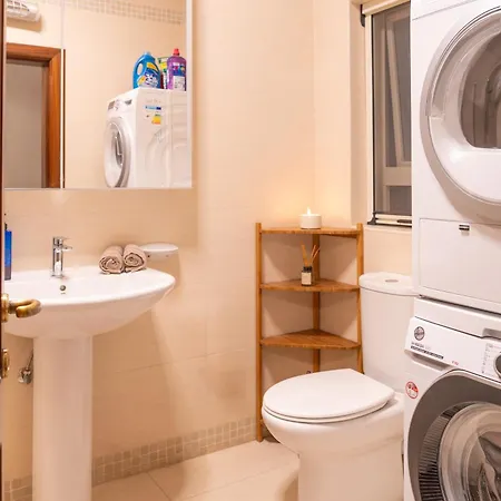 3br Family-friendly Sea View In Sliema