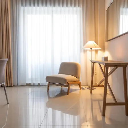 Cb By Homega, Terrace & Calm Sea Views سليمة